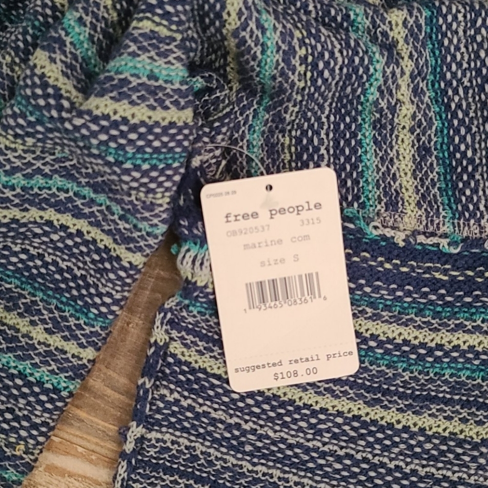 Free People | Catalina Cropped Sweater - Picture 6 of 9